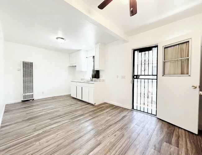 950 Clela Ave in East Los Angeles, CA - Building Photo - Building Photo
