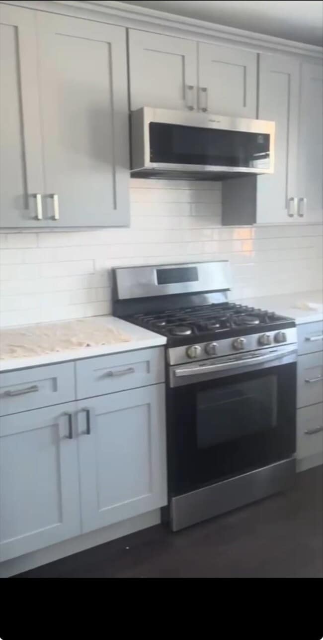 4207 Grand Ave in North Bergen, NJ - Building Photo - Building Photo