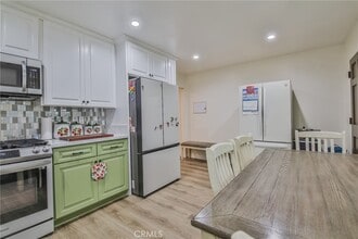 13912 Regentview Ave in Bellflower, CA - Building Photo - Building Photo