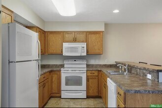 2510 N 42nd St in Omaha, NE - Building Photo - Building Photo