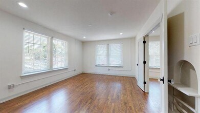 5506 Miller Ave in Dallas, TX - Foto de edificio - Building Photo