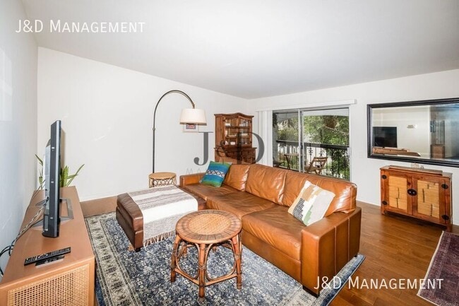 property at 3972 Jackdaw St