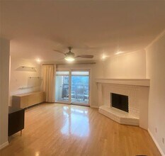 7640 W Greenway Blvd in Dallas, TX - Building Photo - Building Photo