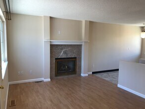 5833 Bow River Dr in Colorado Springs, CO - Building Photo - Building Photo