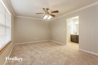 592 Hannah Pl photo'