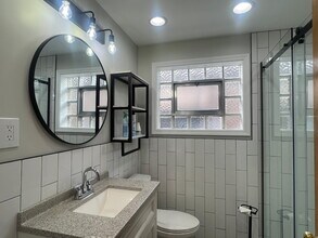 6321 S Narragansett Ave in Chicago, IL - Building Photo - Building Photo