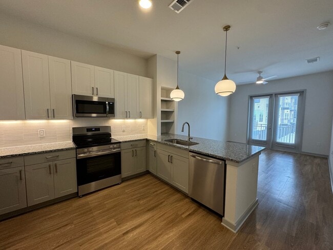 property at 4700 Lakeside Holw St