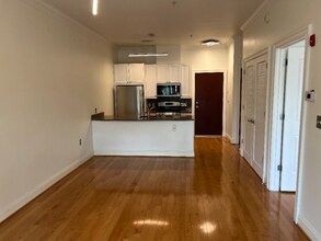 1210 R St NW in Washington, DC - Foto de edificio - Building Photo