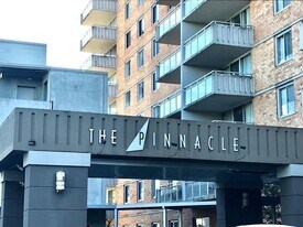 1131 Stringers Ridge Rd in Chattanooga, TN - Building Photo