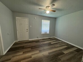 1900 N 4th St in Killeen, TX - Building Photo - Building Photo