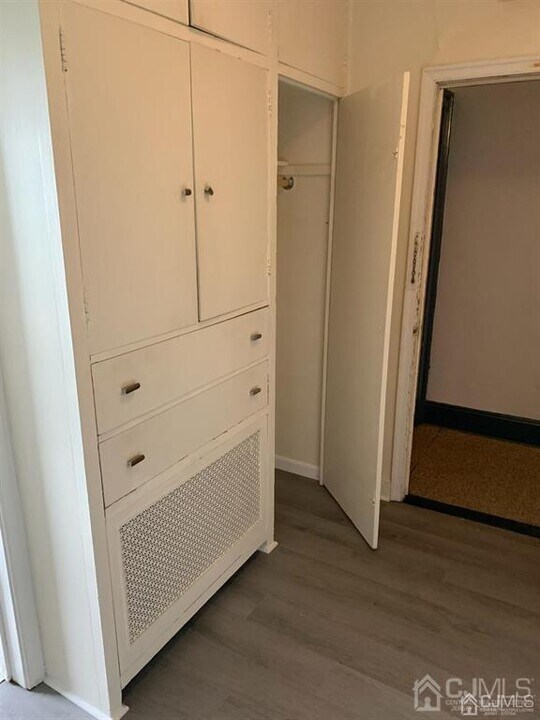 76 S Adelaide Ave in Highland Park, NJ - Building Photo