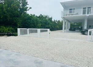 184 Ocean Shores Dr in Key Largo, FL - Building Photo - Building Photo