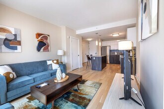 355 Atlantic St in Stamford, CT - Foto de edificio - Building Photo