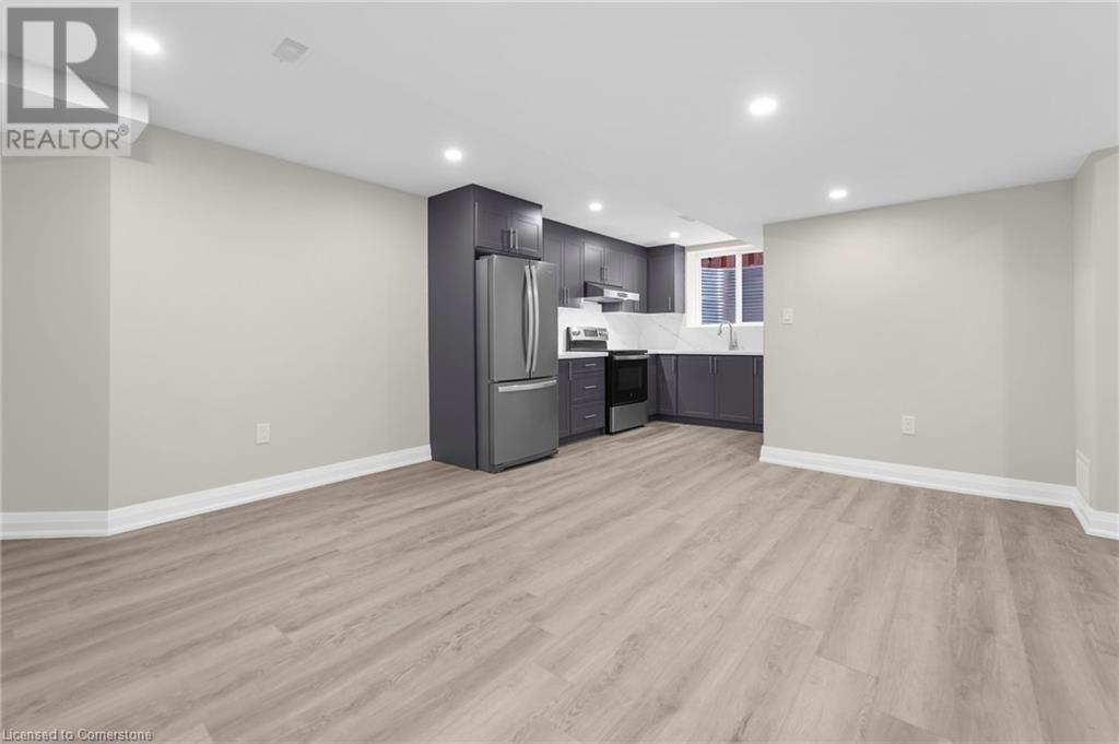 263 Baldwin Dr in Cambridge, ON - Building Photo