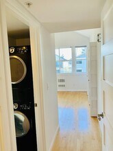 2446 55th Ave SW in Seattle, WA - Building Photo - Building Photo