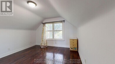 262 Poyntz Ave in Toronto, ON - Building Photo - Building Photo