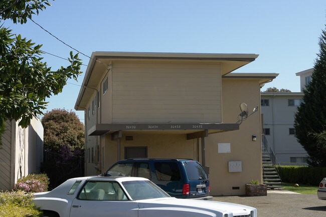 20420-20432 Park Way in Castro Valley, CA - Foto de edificio - Building Photo
