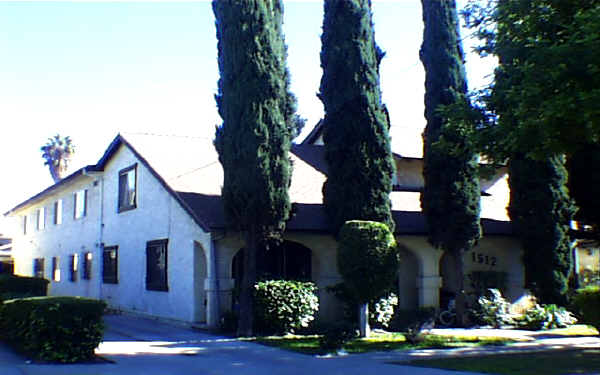 1512 S 2nd St in Alhambra, CA - Foto de edificio