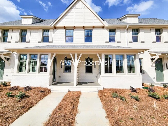 property at 1024 Windsor Dr