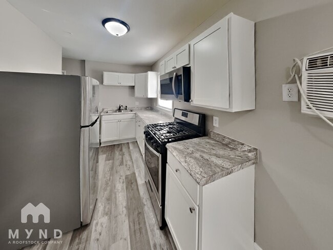 524 Elwood Ave in Columbus, OH - Building Photo - Building Photo