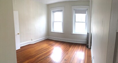 1330 Commonwealth Ave in Boston, MA - Building Photo - Building Photo