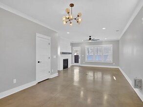 368 Glenrose Ave in Nashville, TN - Foto de edificio - Building Photo