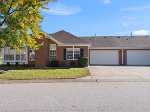 4720 Ivy Crest Ct in Raleigh, NC - Building Photo - Building Photo