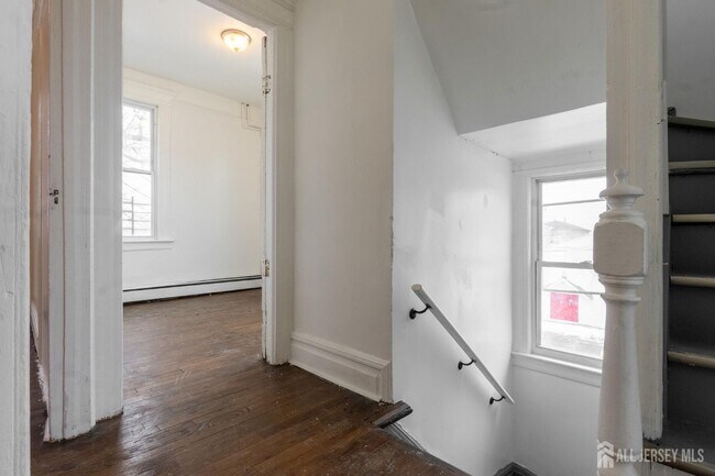 410 Chadwick Ave in Newark, NJ - Building Photo - Building Photo