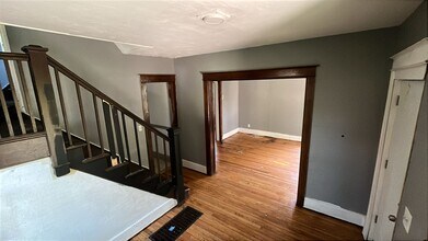 590 Frost Ave in Rochester, NY - Building Photo - Building Photo