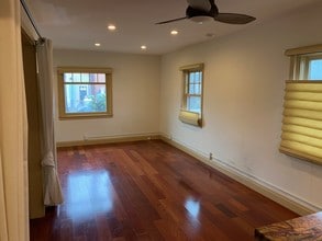 307 6th Ave in Los Angeles, CA - Foto de edificio - Building Photo