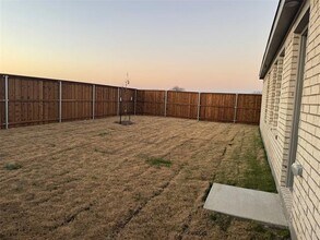 7809 Bent Gale Rd in Pilot Point, TX - Building Photo - Building Photo