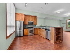 2707 1st Ave S in Minneapolis, MN - Building Photo