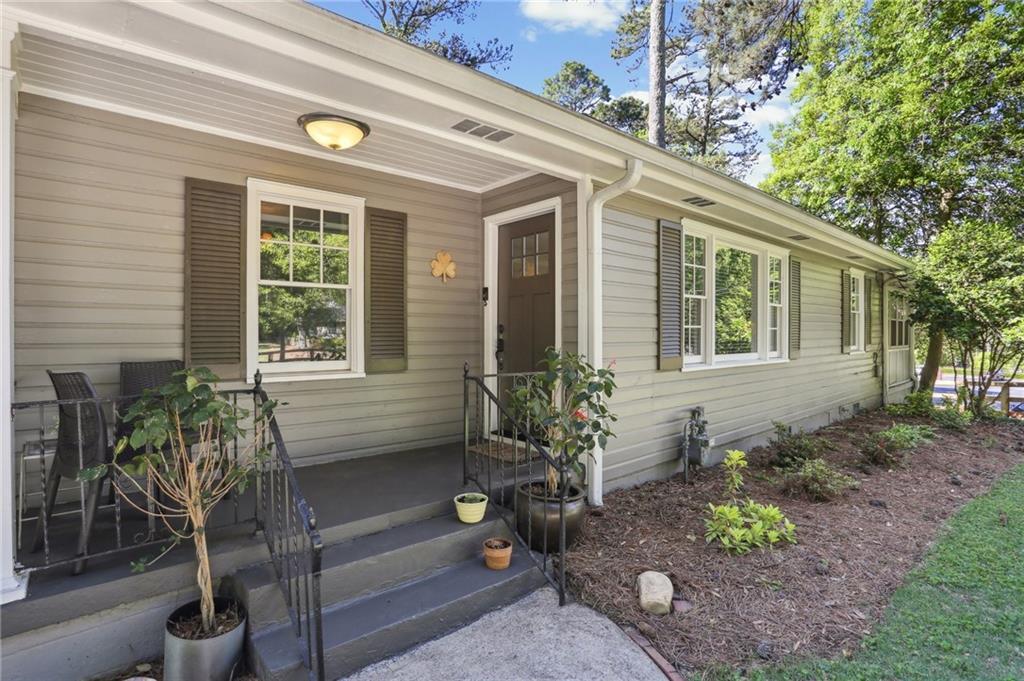 2873 Briarcliff Rd NE in Atlanta, GA - Building Photo