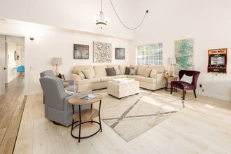 12779 Calma Ct in San Diego, CA - Building Photo - Building Photo