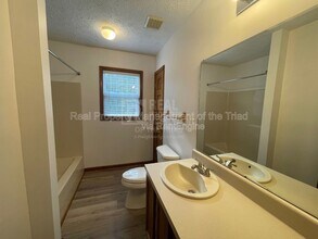 6660 Alamance County Line Rd in Liberty, NC - Building Photo - Building Photo