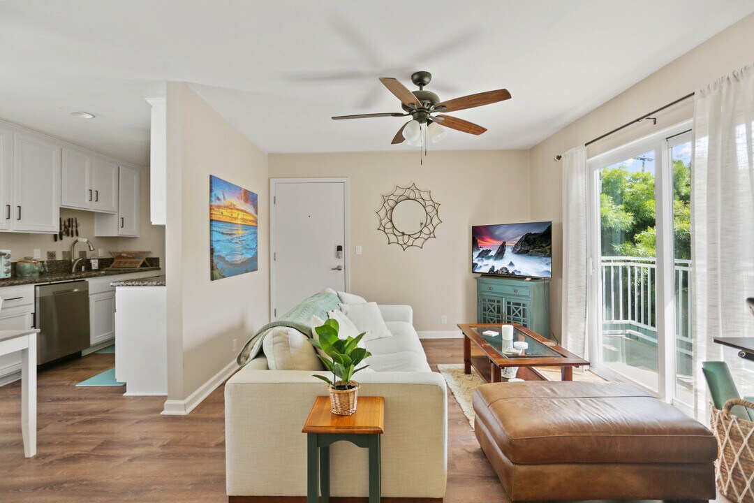 2020 Diamond St in San Diego, CA - Building Photo