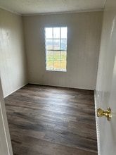 101 Bedrock Trail Rd in Waco, TX - Foto de edificio - Building Photo