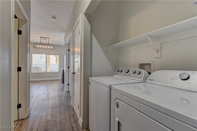 260 Corvallis Ct in Henderson, NV - Building Photo - Building Photo