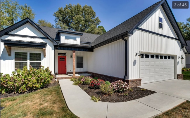 104 Utsesti Way in Loudon, TN - Foto de edificio - Building Photo