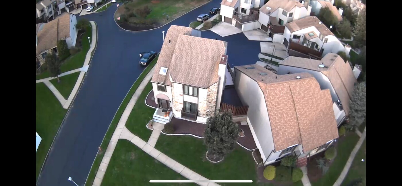 130 Diamond Ln in Old Bridge, NJ - Building Photo