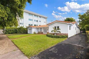 811 Capri St in Coral Gables, FL - Building Photo