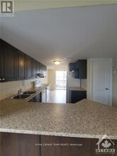 555 Chapman Mills Dr in Ottawa, ON - Building Photo - Building Photo