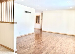 11638 Bobolink Ln in Mequon, WI - Building Photo - Building Photo