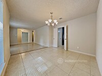 15102 Falling Creek Dr in Houston, TX - Building Photo - Building Photo