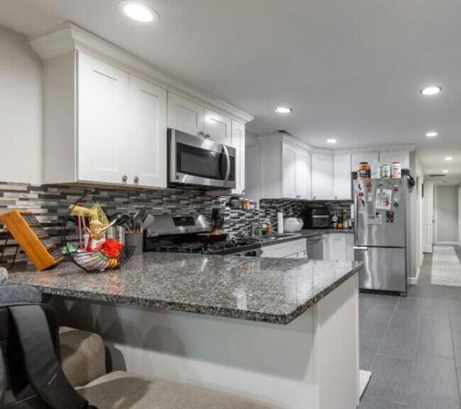2651 W Armitage Ave in Chicago, IL - Building Photo - Building Photo