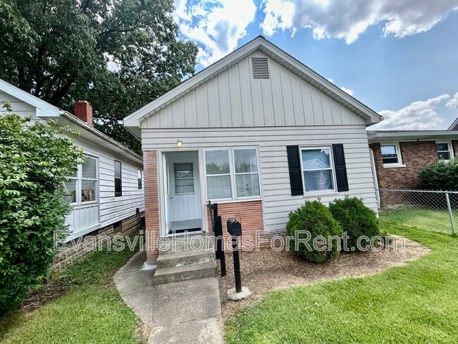 property at 1615 E Indiana St
