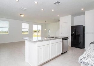 2541 Red Spruce Wy in Ocoee, FL - Building Photo - Building Photo