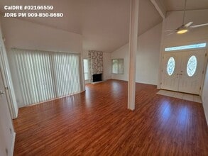 11 Eccelstone Cir in Irvine, CA - Building Photo - Building Photo