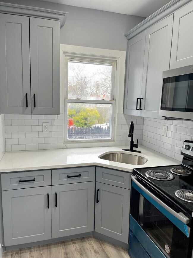 13444 234th St in Rosedale, NY - Building Photo - Building Photo