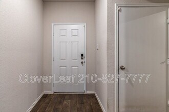 825 Gerardia Ct in Seguin, TX - Building Photo - Building Photo